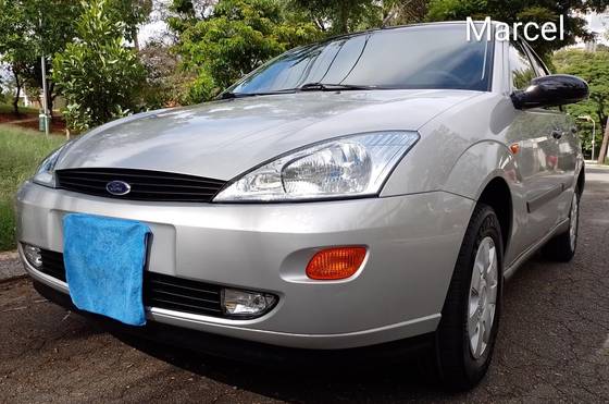FORD FOCUS 1.8 GL 16V GASOLINA 4P MANUAL